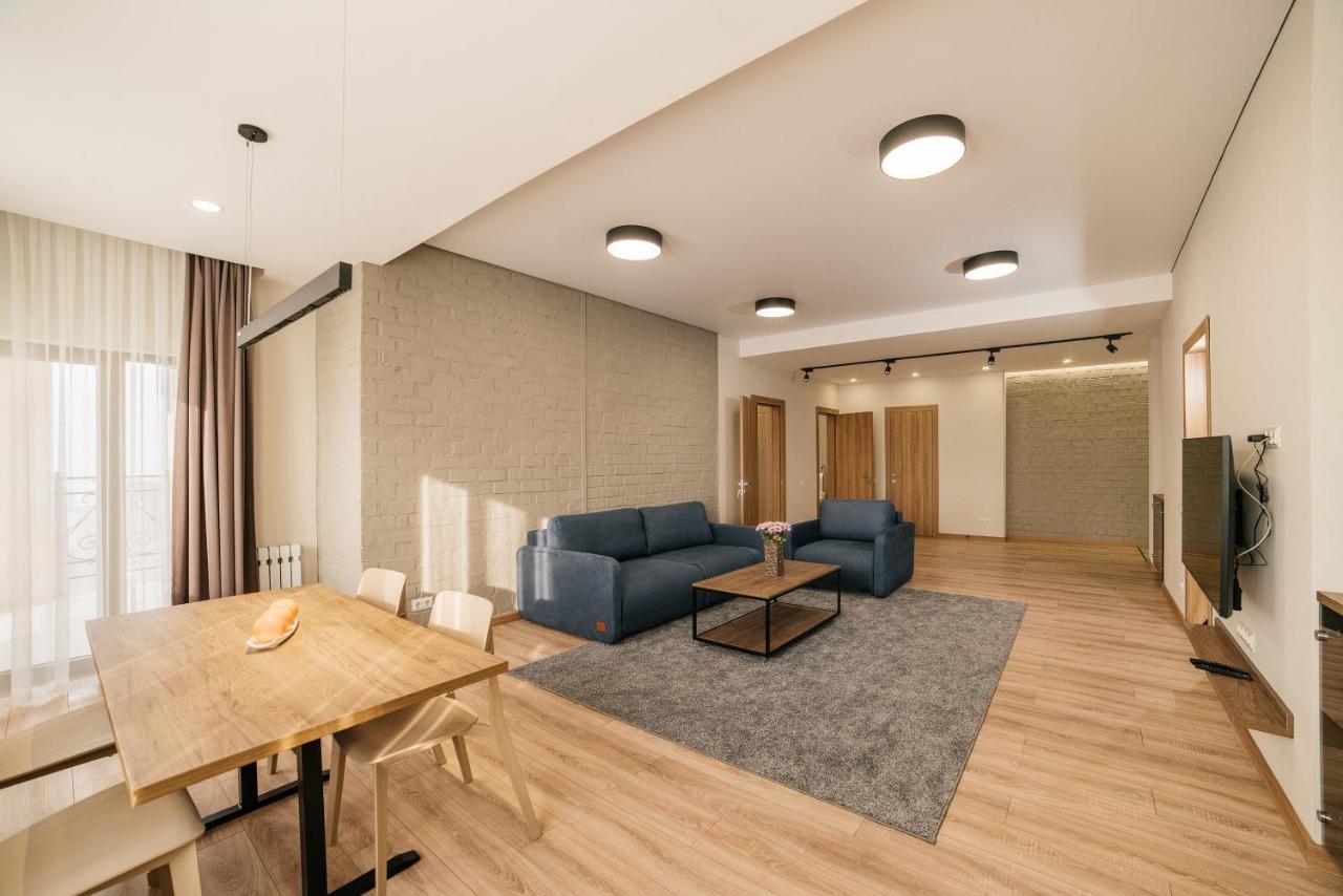 Solutel Apartments-34 Bişkek Dış mekan fotoğraf