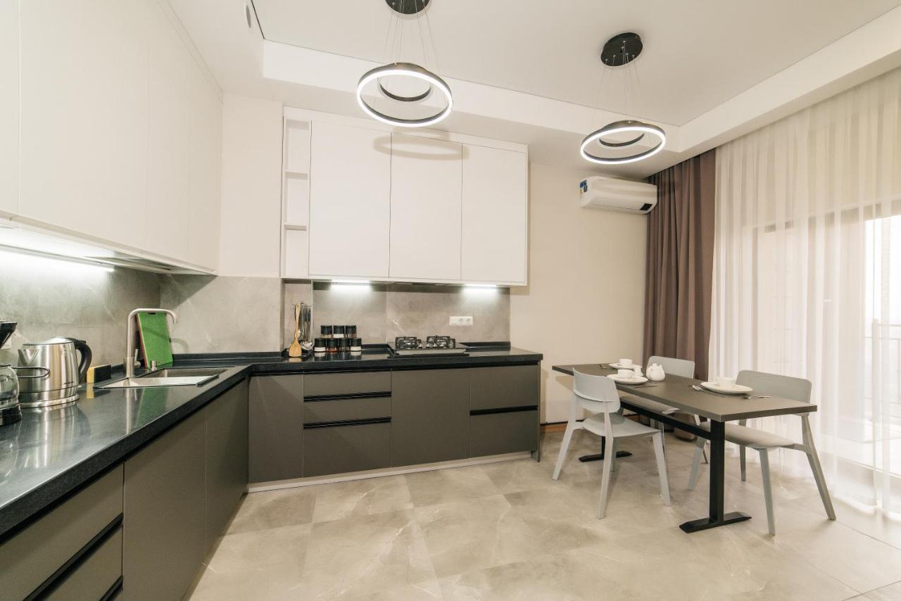Solutel Apartments-34 Bişkek Dış mekan fotoğraf